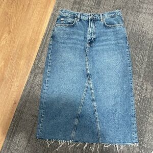Women’s rails denim skirt only worn a few times